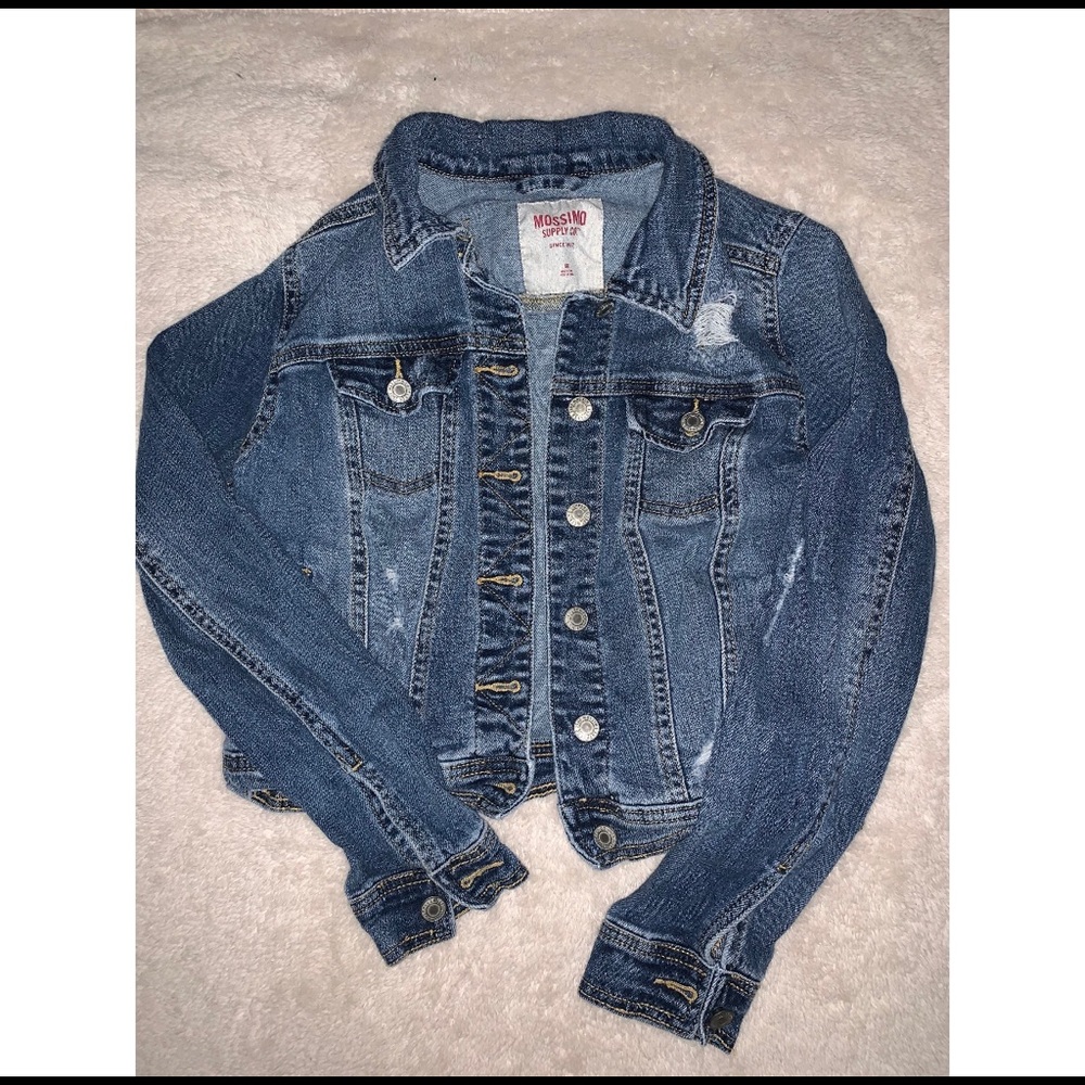 Women’s Mossimo Supply Cropped Denim Jacket